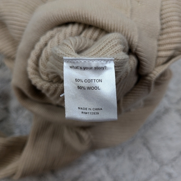 Weekend Stories Romper Women's XS Beige Soft Sand Prague Rib Knit Midweight - Picture 8 of 8